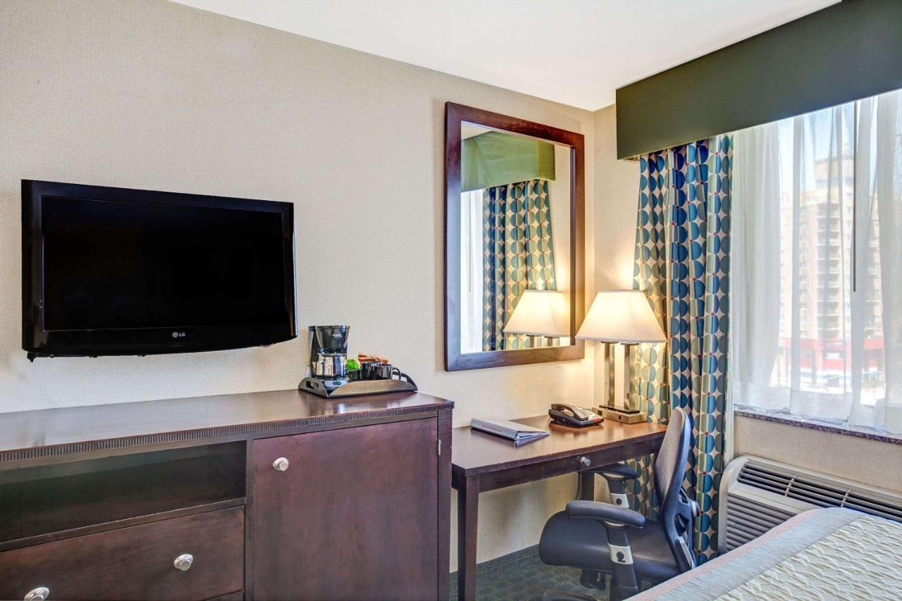 Hillcrest Hotel Near Jfk Airtrain New York Exterior photo
